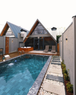 SHEN BUNGALOV