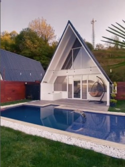 NUT GARDEN BUNGALOV